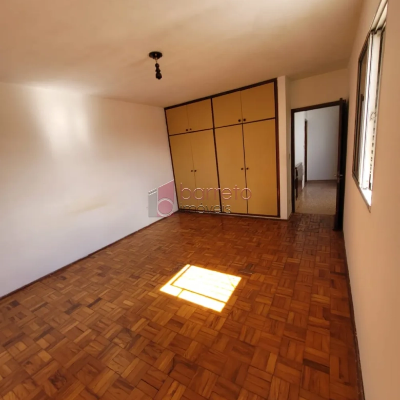 CASA À VENDA NO CENTRO DE JUNDIAÍ/SP