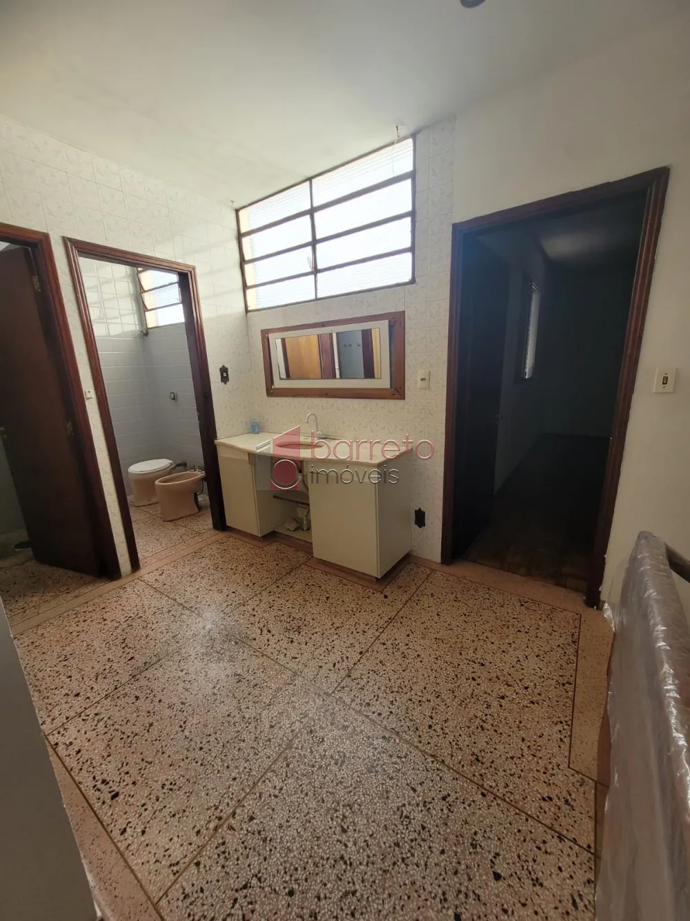 CASA À VENDA NO CENTRO DE JUNDIAÍ/SP