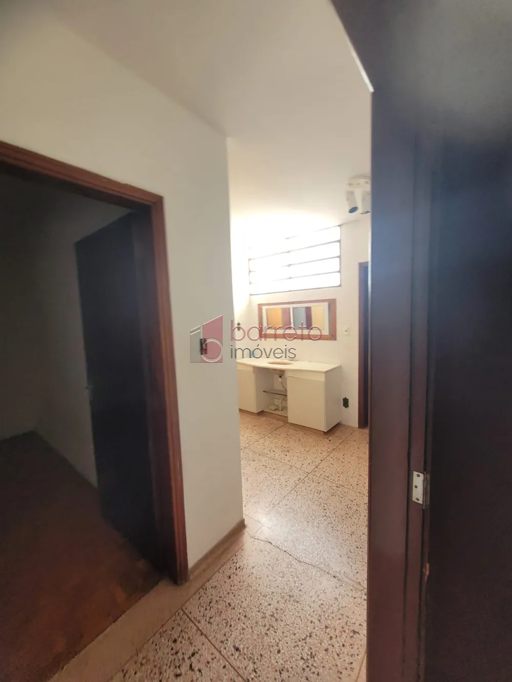 CASA À VENDA NO CENTRO DE JUNDIAÍ/SP