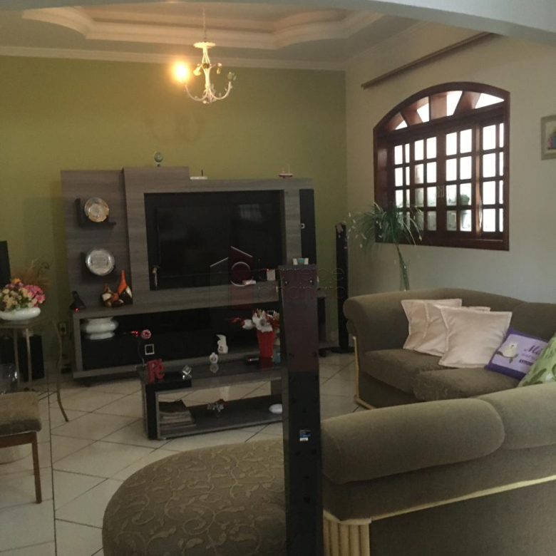 SOBRADO À VENDA NO BAIRRO CIDADE LUIZA – JUNDIAÍ/SP