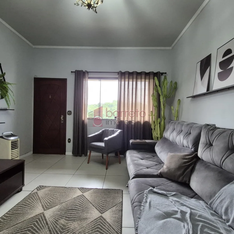 CASAS + SALÃO COMERCIAL À VENDA NA CIDADE LUIZA – JUNDIAÍ/SP