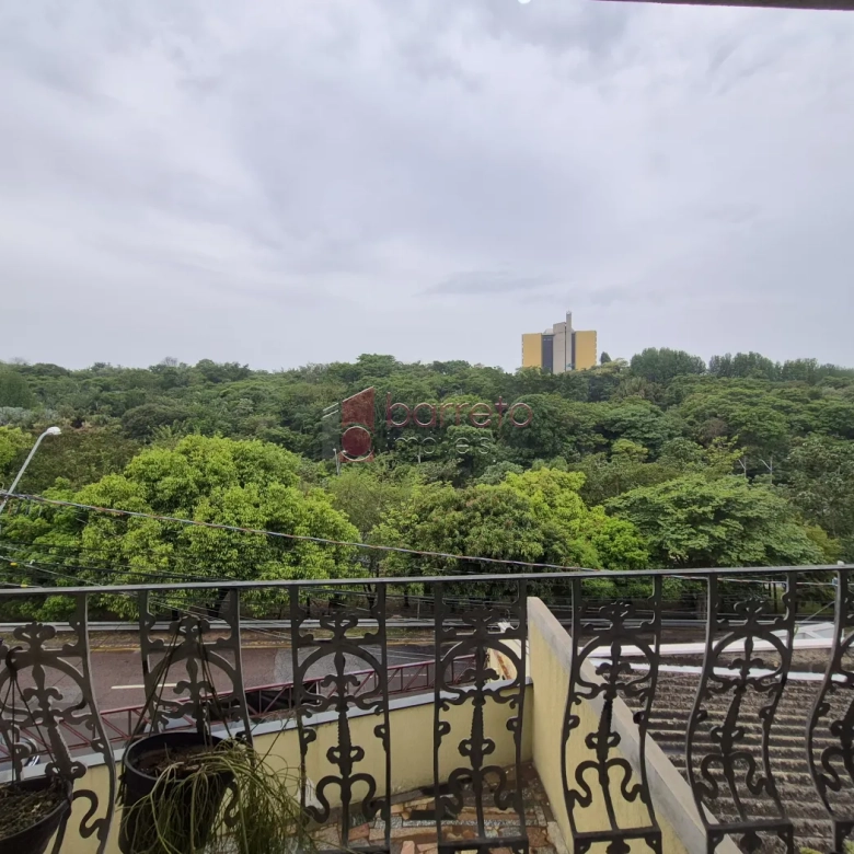 CASAS + SALÃO COMERCIAL À VENDA NA CIDADE LUIZA – JUNDIAÍ/SP