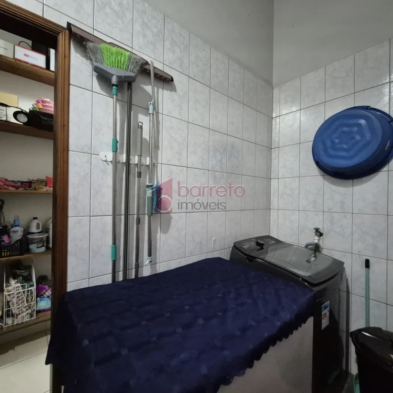 CASAS + SALÃO COMERCIAL À VENDA NA CIDADE LUIZA – JUNDIAÍ/SP