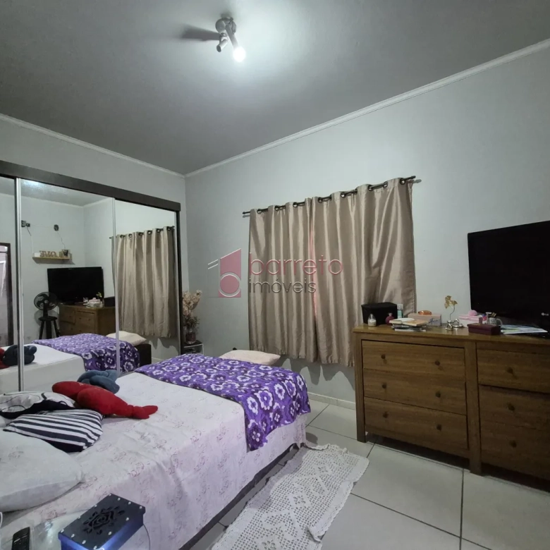 CASAS + SALÃO COMERCIAL À VENDA NA CIDADE LUIZA – JUNDIAÍ/SP