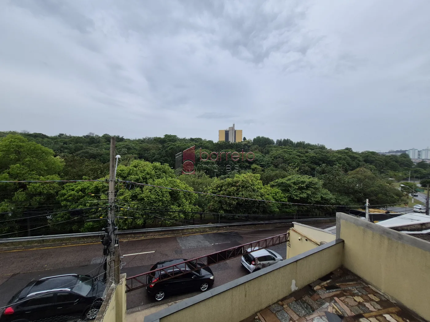 CASAS + SALÃO COMERCIAL À VENDA NA CIDADE LUIZA – JUNDIAÍ/SP