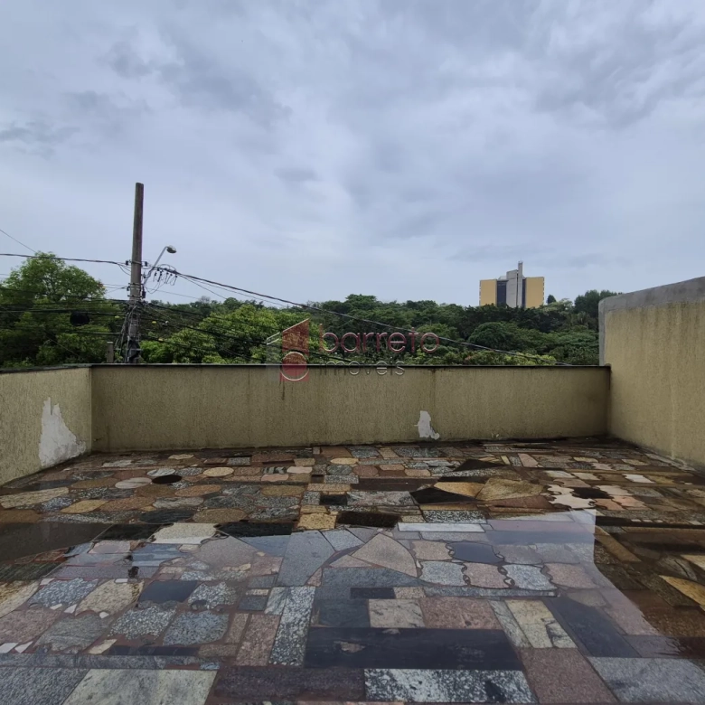CASAS + SALÃO COMERCIAL À VENDA NA CIDADE LUIZA – JUNDIAÍ/SP