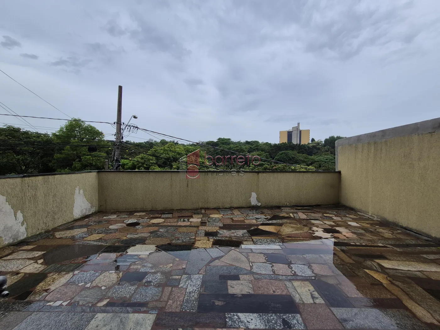 CASAS + SALÃO COMERCIAL À VENDA NA CIDADE LUIZA – JUNDIAÍ/SP