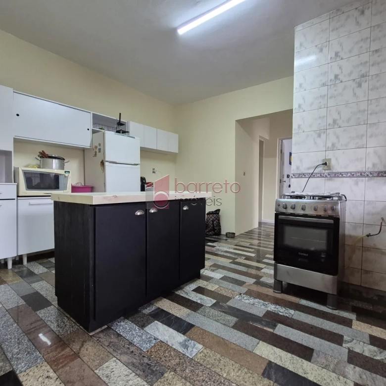 CASAS + SALÃO COMERCIAL À VENDA NA CIDADE LUIZA – JUNDIAÍ/SP