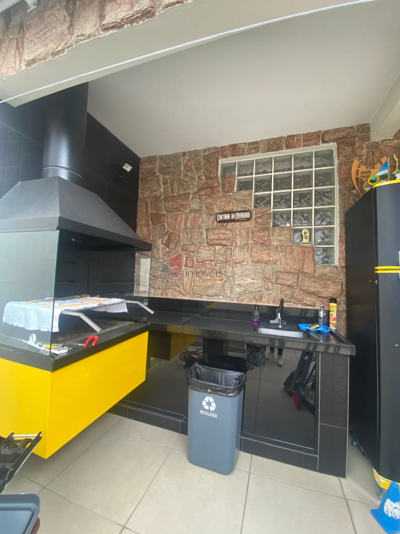 SOBRADO À VENDA NO BAIRRO AGAPEAMA EM JUNDIAÍ/SP