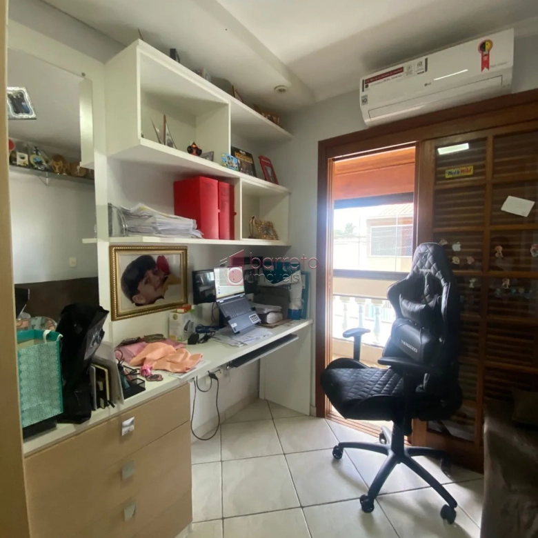 SOBRADO À VENDA NO BAIRRO AGAPEAMA EM JUNDIAÍ/SP