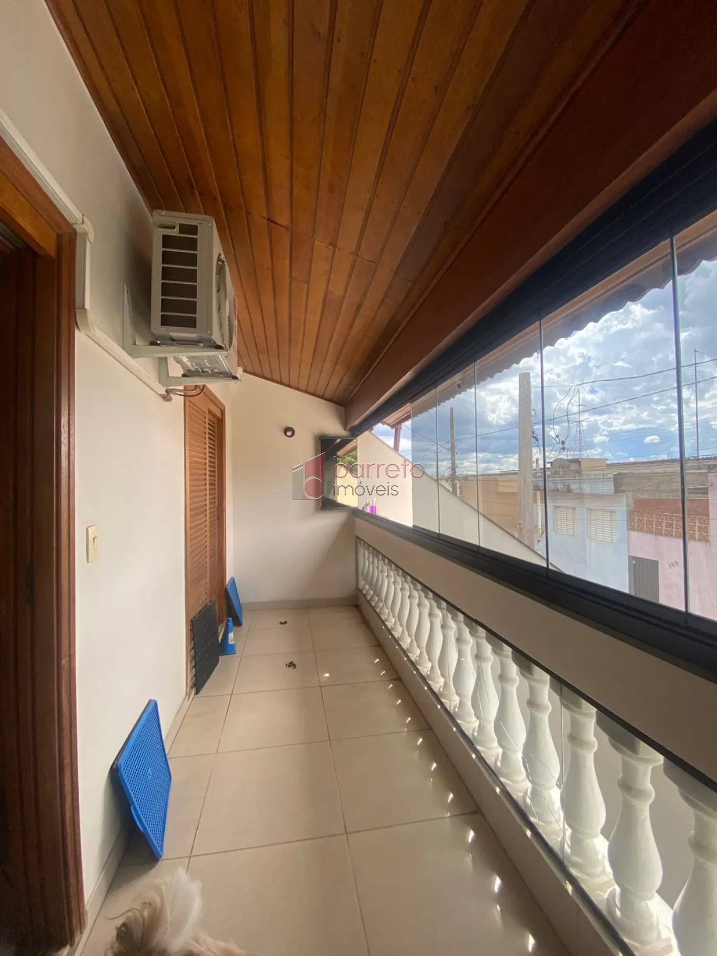 SOBRADO À VENDA NO BAIRRO AGAPEAMA EM JUNDIAÍ/SP