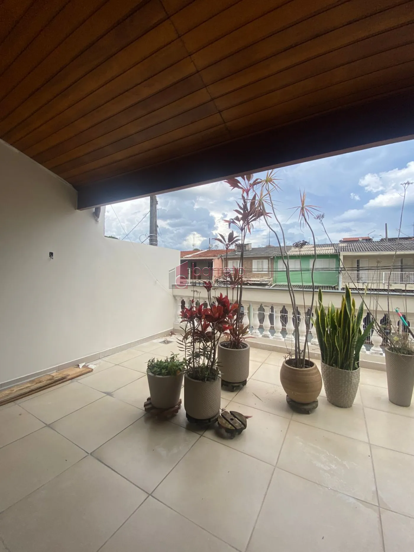 SOBRADO À VENDA NO BAIRRO AGAPEAMA EM JUNDIAÍ/SP