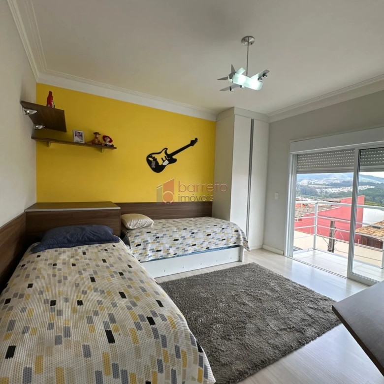 SOBRADO COM 3 QUARTOS À VENDA – HORTO SANTO ANTÔNIO – JUNDIAÍ/SP