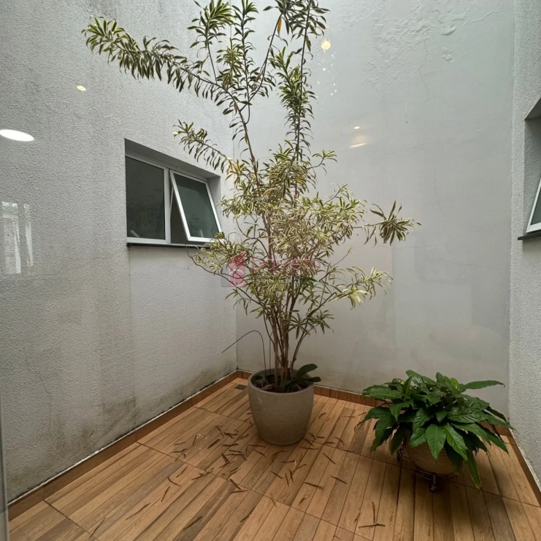 SOBRADO COM 3 QUARTOS À VENDA – HORTO SANTO ANTÔNIO – JUNDIAÍ/SP