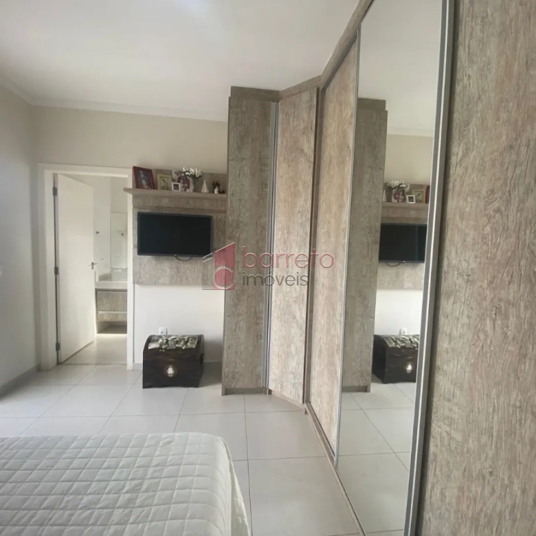 CASA À VENDA NO BAIRRO MEDEIROS EM JUNDIAÍ/SP