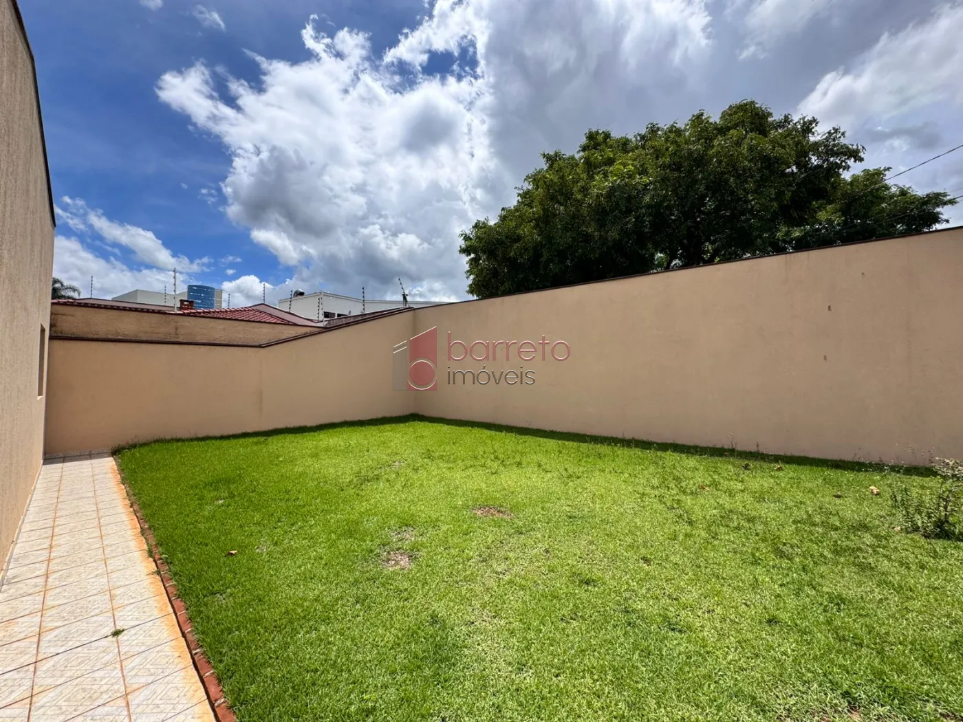CASA PARA VENDA  NO JARDIM SAMAMBAIA EM JUNDIAÍ / SP