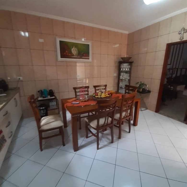 SOBRADO À VENDA NO BAIRRO ELOY CHAVES EM JUNDIAÍ/SP