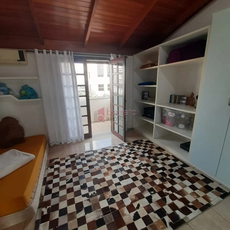 SOBRADO À VENDA NO BAIRRO ELOY CHAVES EM JUNDIAÍ/SP
