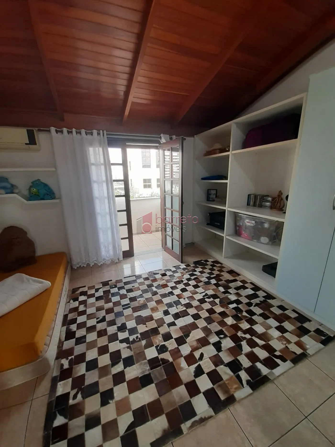 SOBRADO À VENDA NO BAIRRO ELOY CHAVES EM JUNDIAÍ/SP