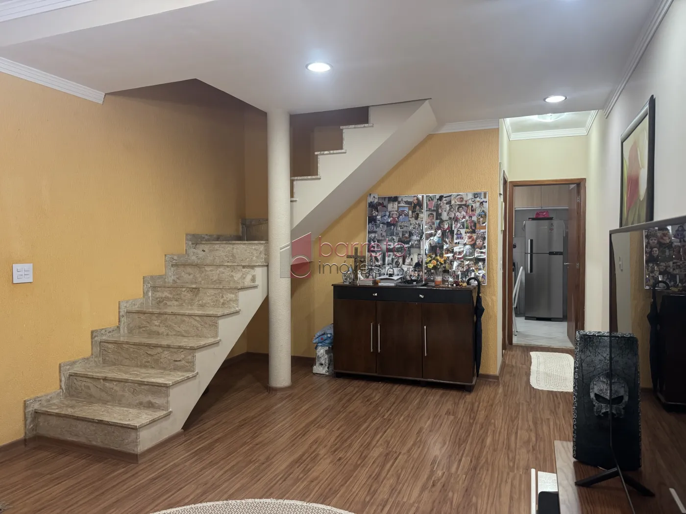 SOBRADO À VENDA – 03 QUARTOS – VILA MARTINS/ MARINGÁ – JUNDIAÍ/SP