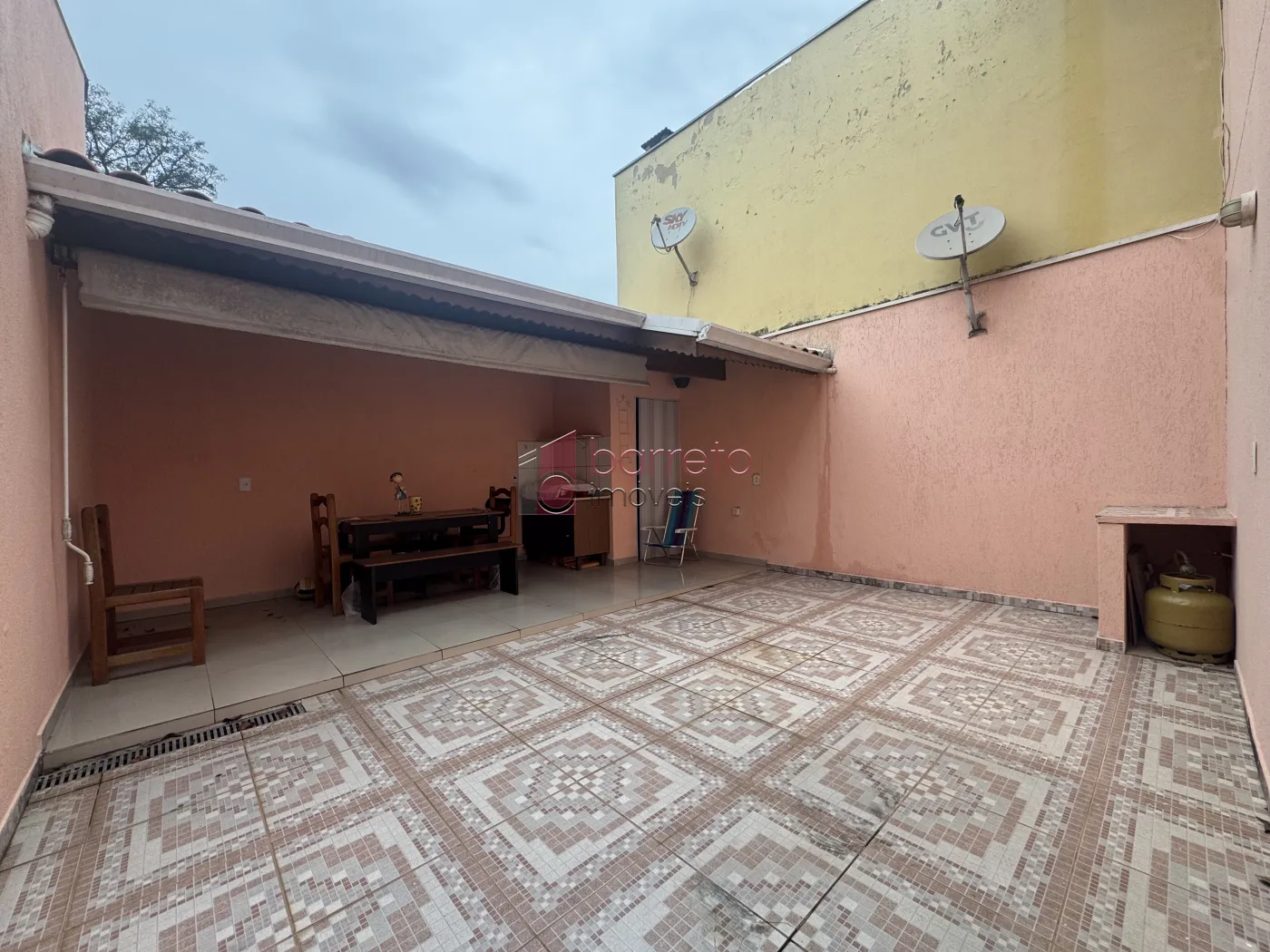 SOBRADO À VENDA – 03 QUARTOS – VILA MARTINS/ MARINGÁ – JUNDIAÍ/SP