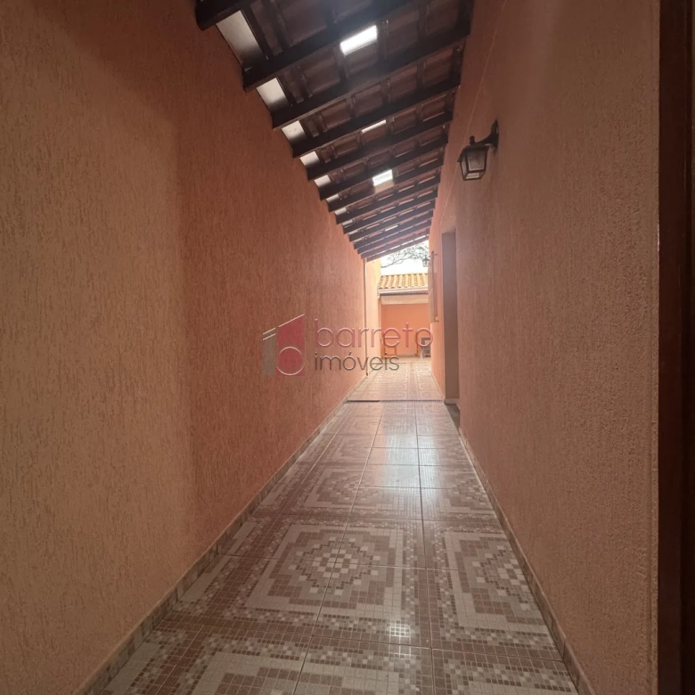 SOBRADO À VENDA – 03 QUARTOS – VILA MARTINS/ MARINGÁ – JUNDIAÍ/SP