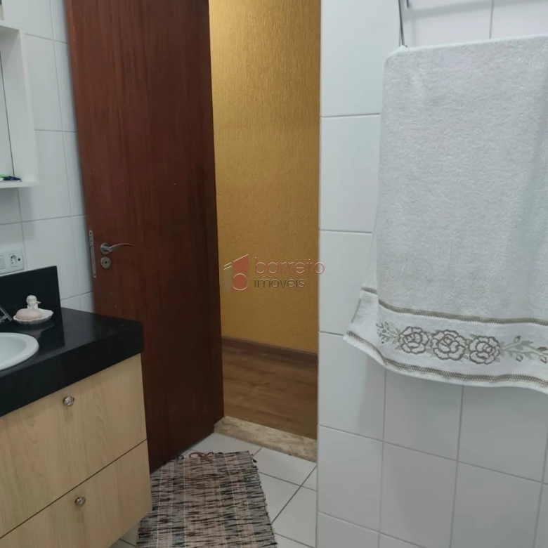 SOBRADO À VENDA – 03 QUARTOS – VILA MARTINS/ MARINGÁ – JUNDIAÍ/SP
