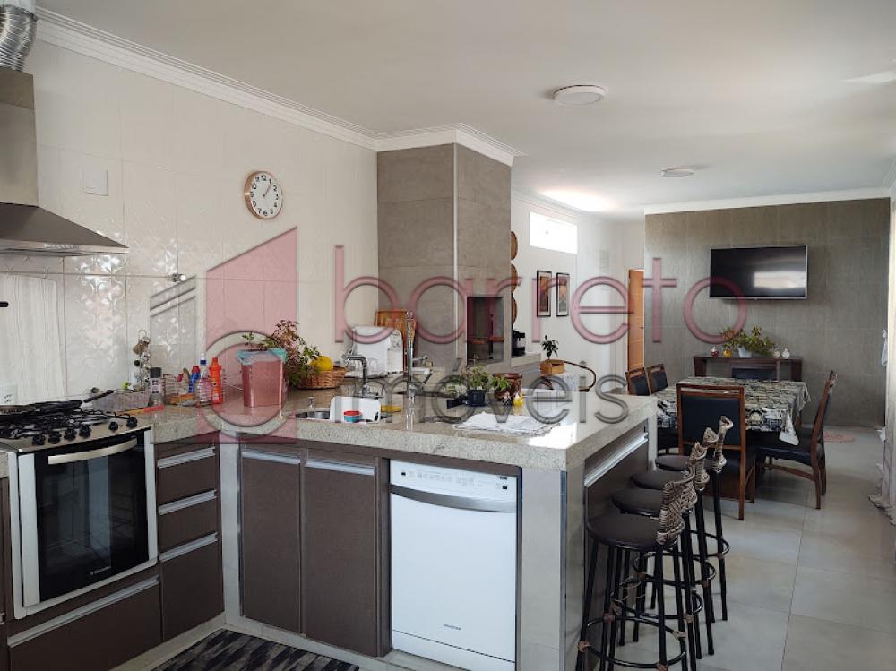 CASA À VENDA NO JARDIM MESSINA – JUNDIAÍ/SP