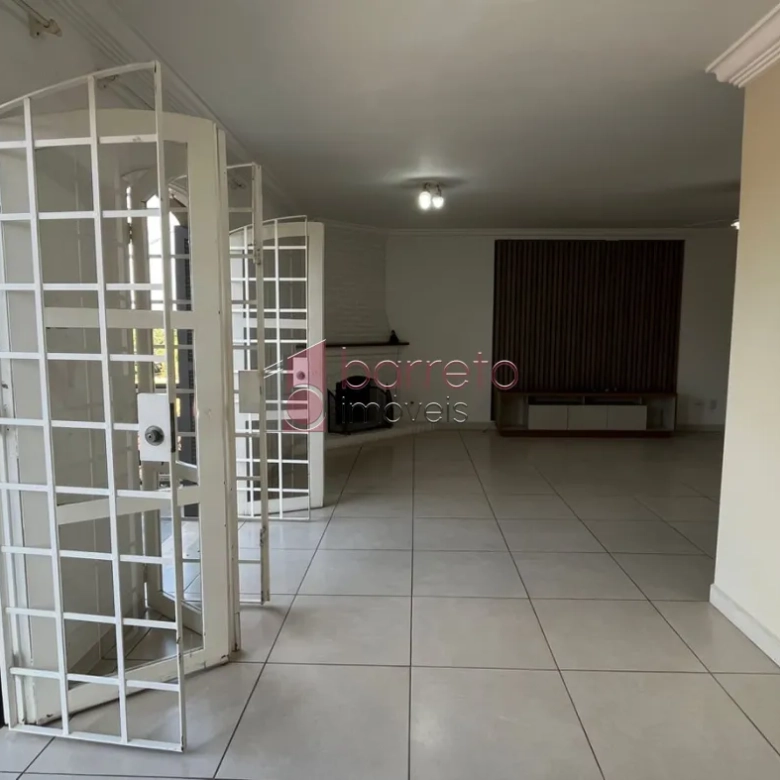 SOBRADO PARA VENDA E LOCAÇÃO NO BAIRRO JARDIM MESSINA – JUNDIAÍ/SP