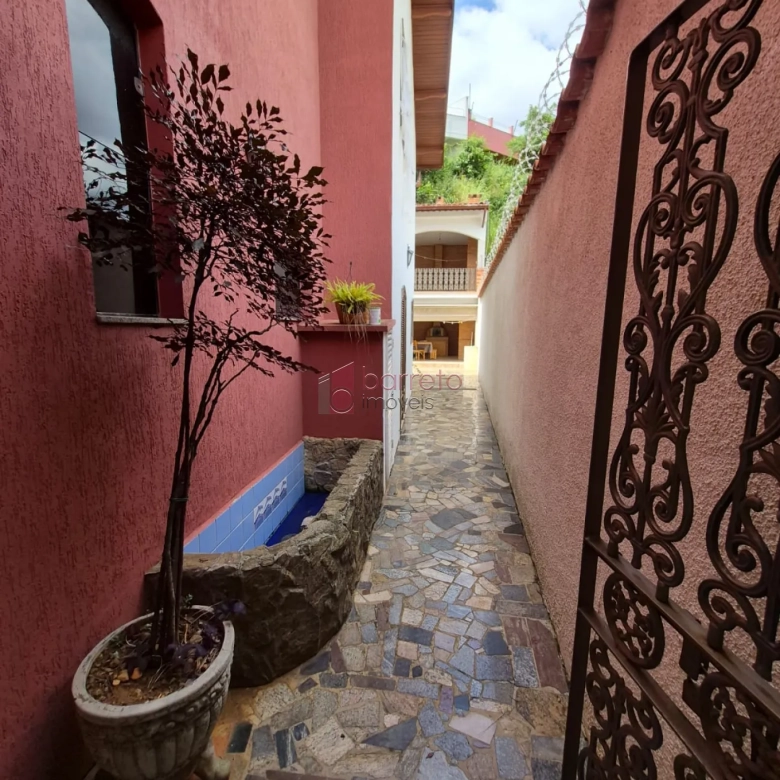 SOBRADO À VENDA NO JARDIM MORUMBI EM JUNDIAÍ/SP