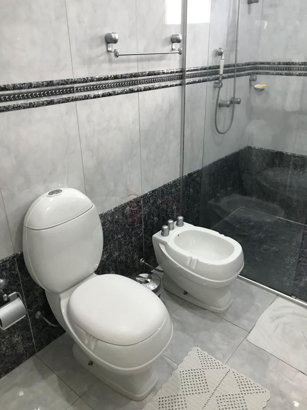 Casa Sobrado em Jundiaí