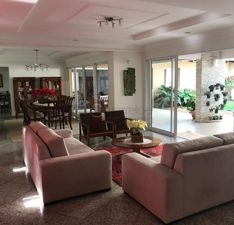 Casa Sobrado em Jundiaí