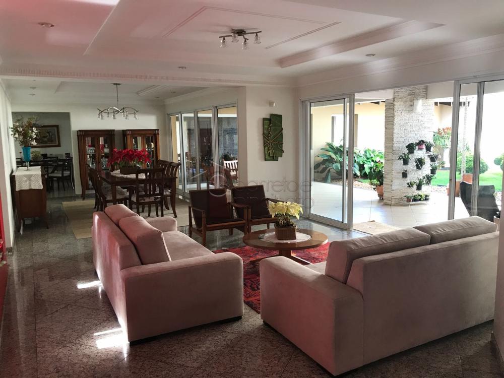 Casa Sobrado em Jundiaí