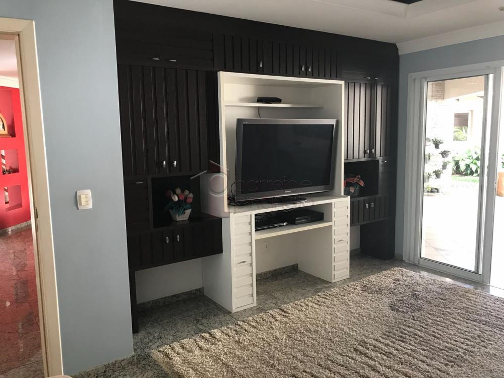 Casa Sobrado em Jundiaí