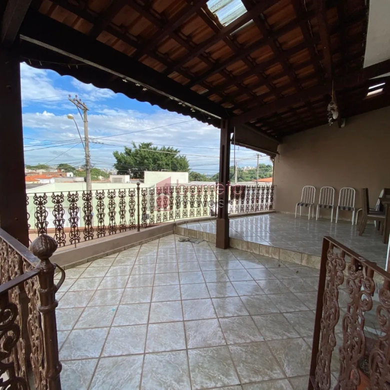 CASA EM PISO SUPERIOR PARA VENDA NO BAIRRO JARDIM PACAEMBÚ – JUNDIAÍ/SP