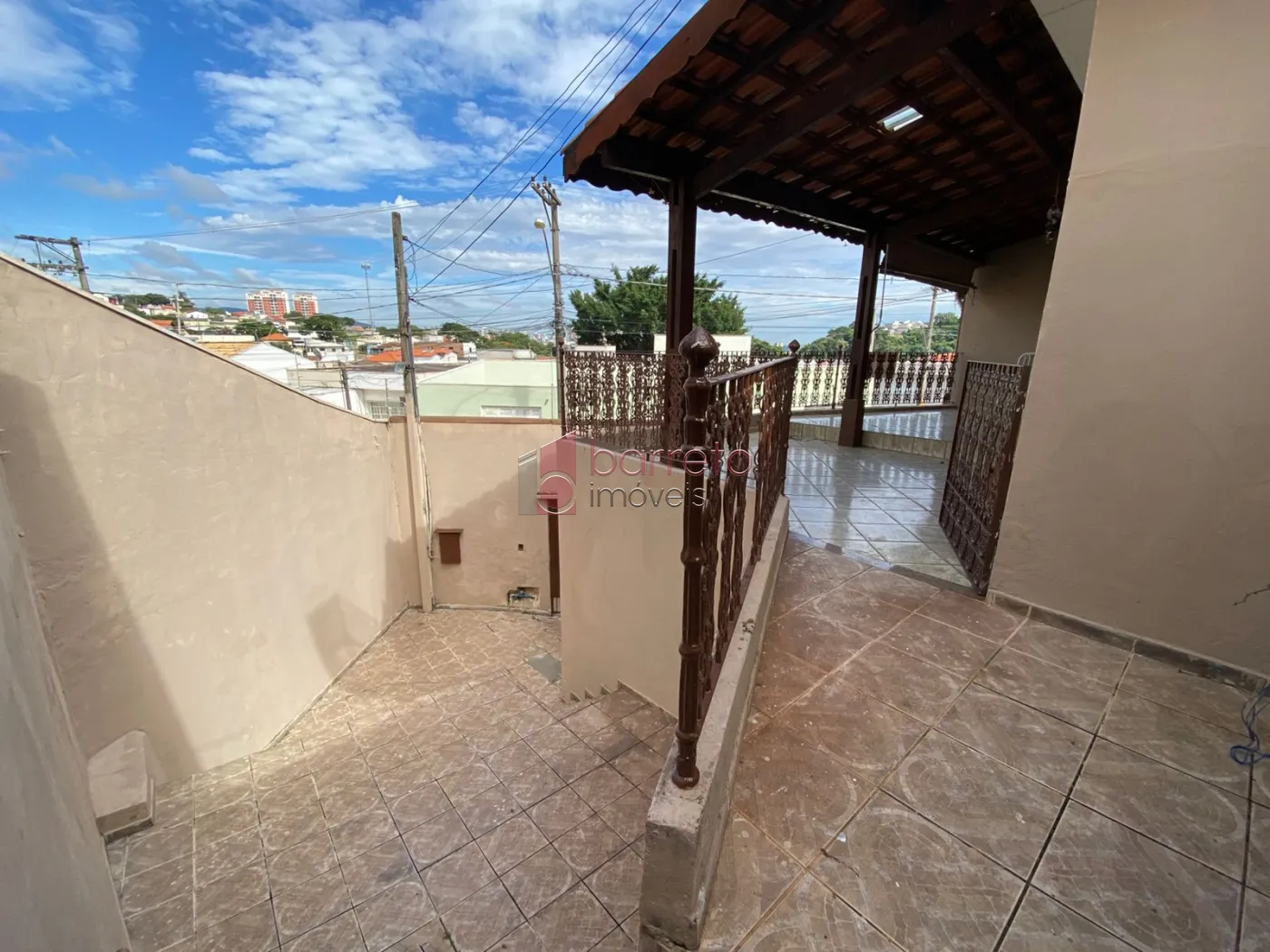 CASA EM PISO SUPERIOR PARA VENDA NO BAIRRO JARDIM PACAEMBÚ – JUNDIAÍ/SP