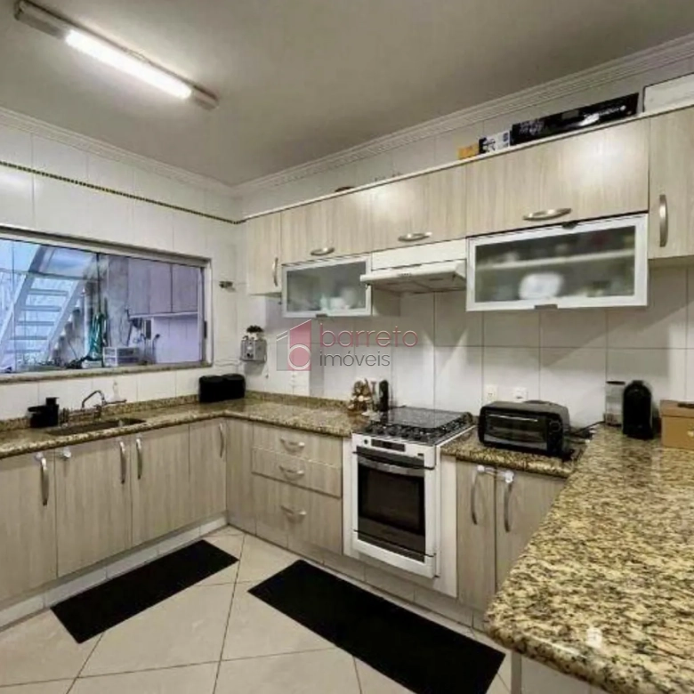 SOBRADO PARA LOCAÇÃO E VENDA NO BAIRRO JARDIM PACAEMBÚ – JUNDIAÍ/SP