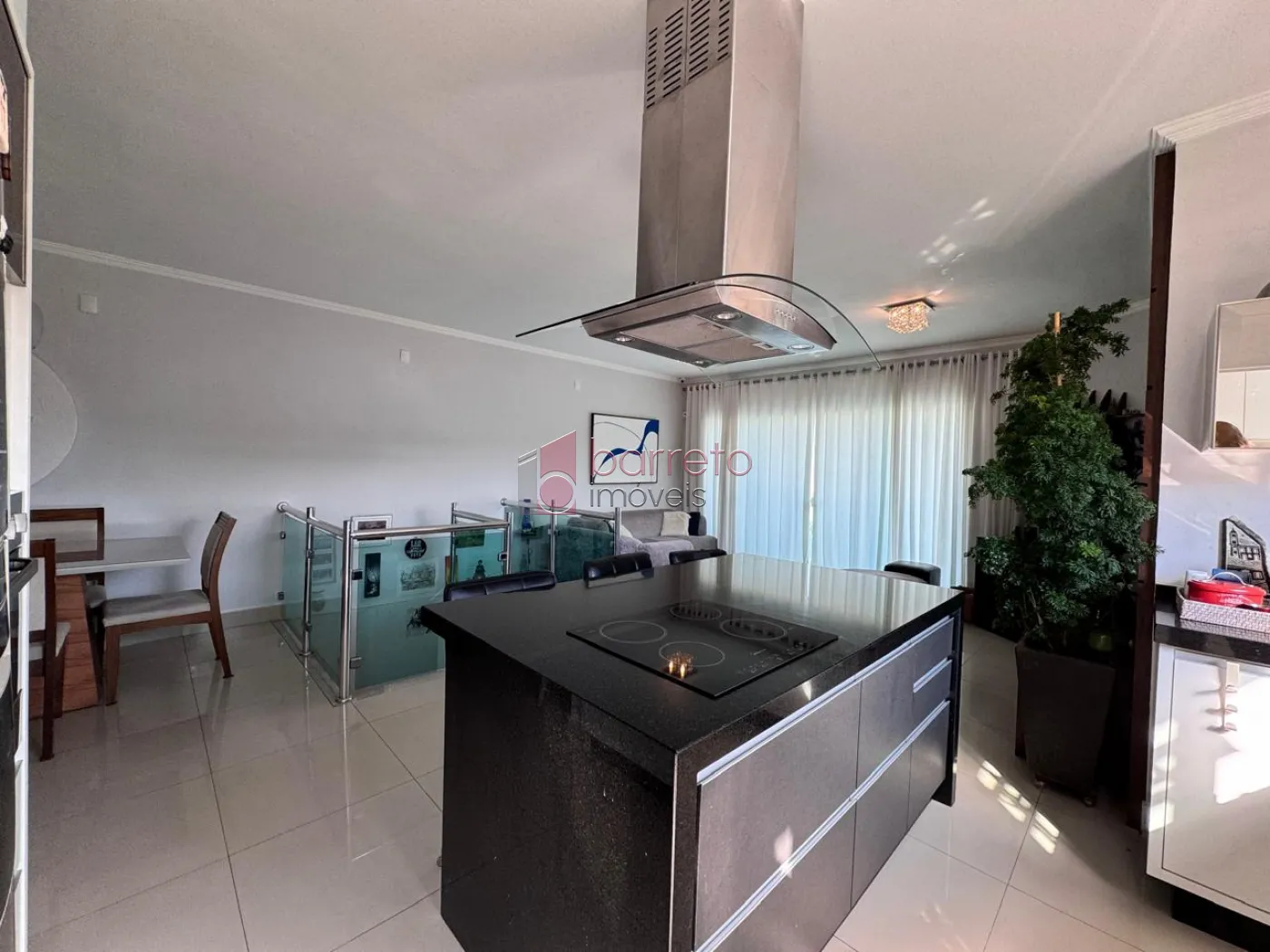 CASA SOBRADO COM 04 QUARTOS À VENDA NO JARDIM PAULISTA II – JUNDIAÍ/SP