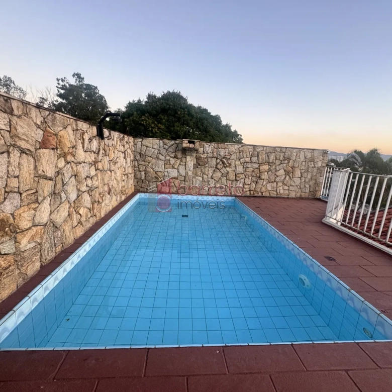 SOBRADO COM 4 QUARTOS À VENDA NO JARDIM ROMA EM JUNDIAÍ/SP