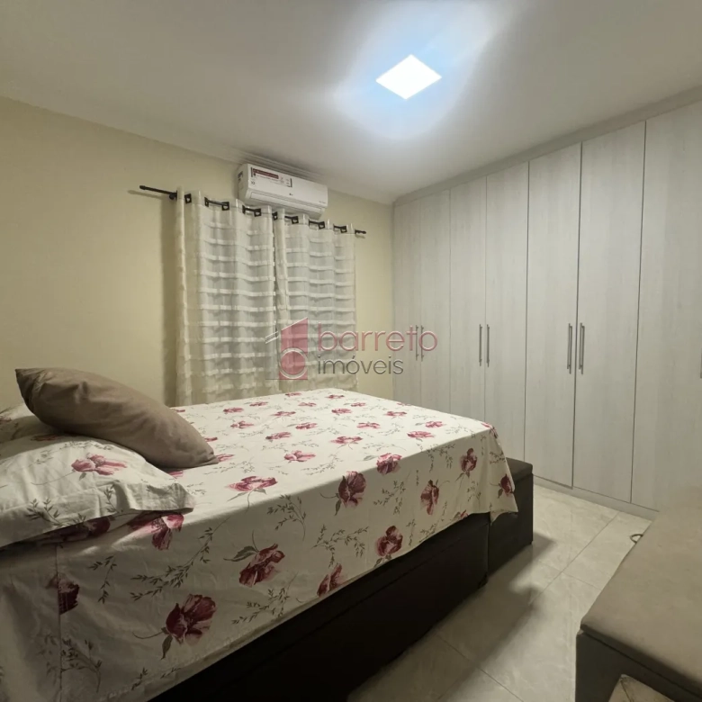 SOBRADO COM 4 QUARTOS À VENDA NO JARDIM ROMA EM JUNDIAÍ/SP