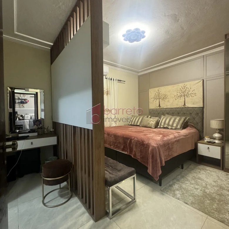 SOBRADO COM 4 QUARTOS À VENDA NO JARDIM ROMA EM JUNDIAÍ/SP