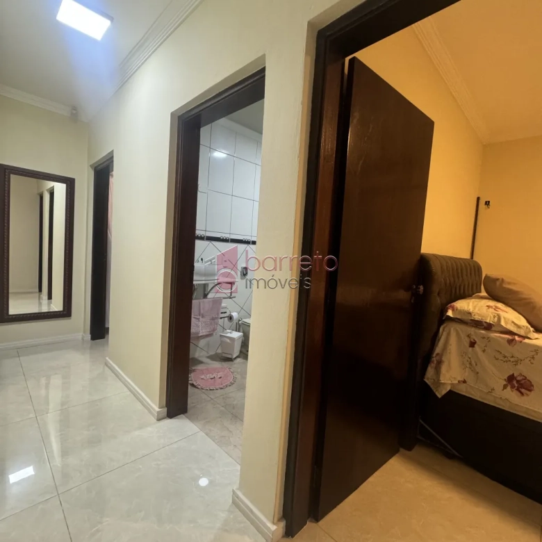 SOBRADO COM 4 QUARTOS À VENDA NO JARDIM ROMA EM JUNDIAÍ/SP