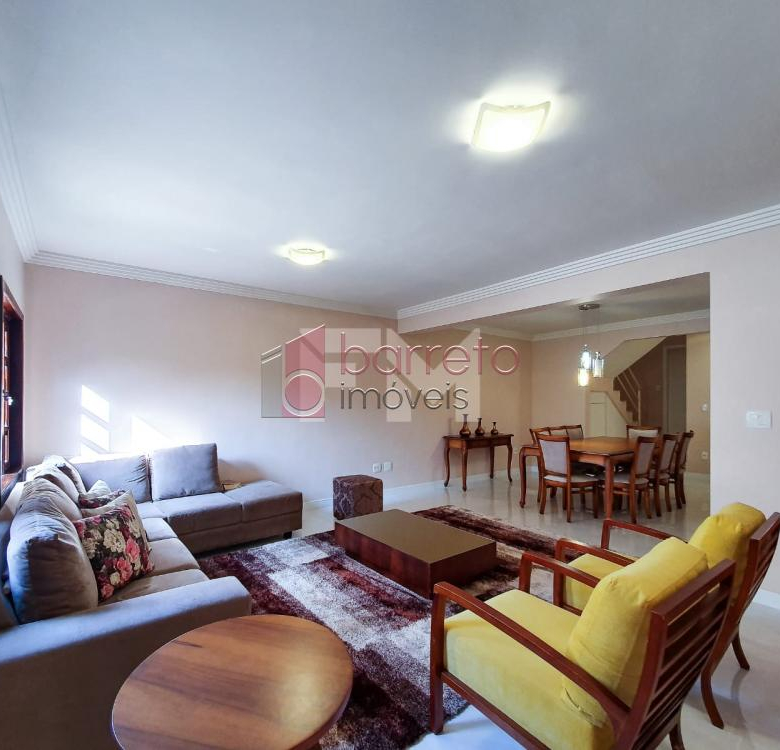 CASA A VENDA NO BAIRRO DO JARDIM PAULISTA, NA CIDADE DE JUNDIAÍ