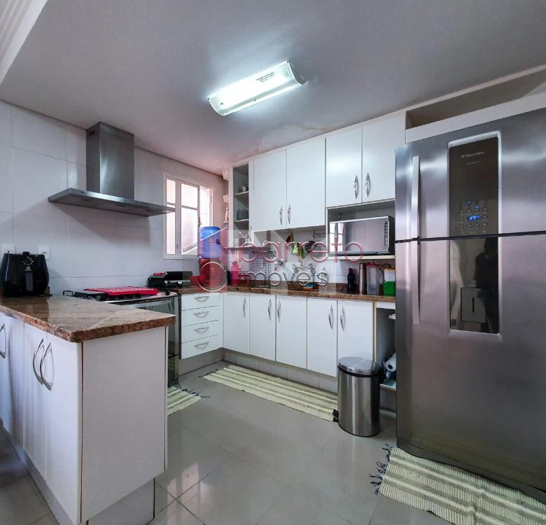 CASA A VENDA NO BAIRRO DO JARDIM PAULISTA, NA CIDADE DE JUNDIAÍ