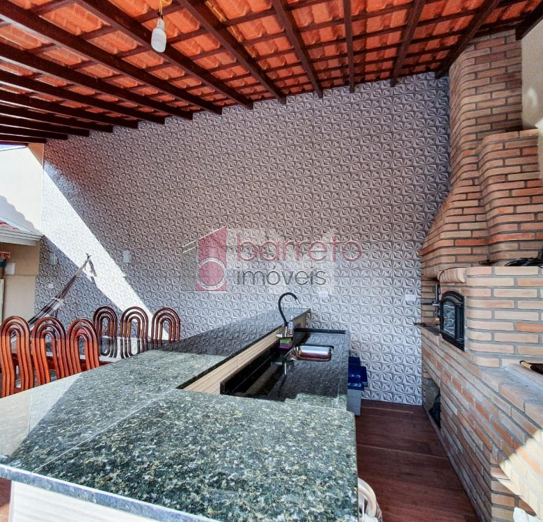 CASA A VENDA NO BAIRRO DO JARDIM PAULISTA, NA CIDADE DE JUNDIAÍ