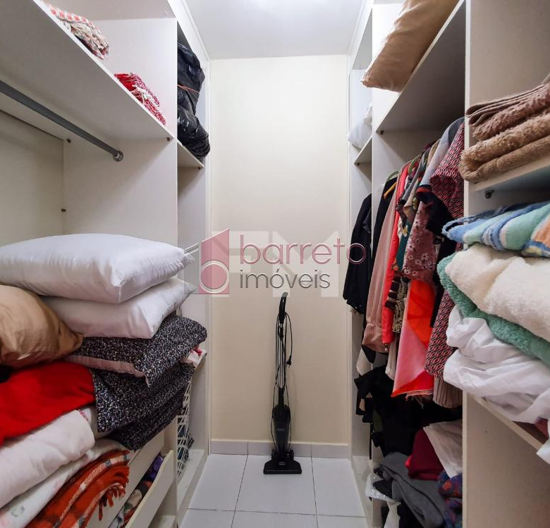 CASA A VENDA NO BAIRRO DO JARDIM PAULISTA, NA CIDADE DE JUNDIAÍ