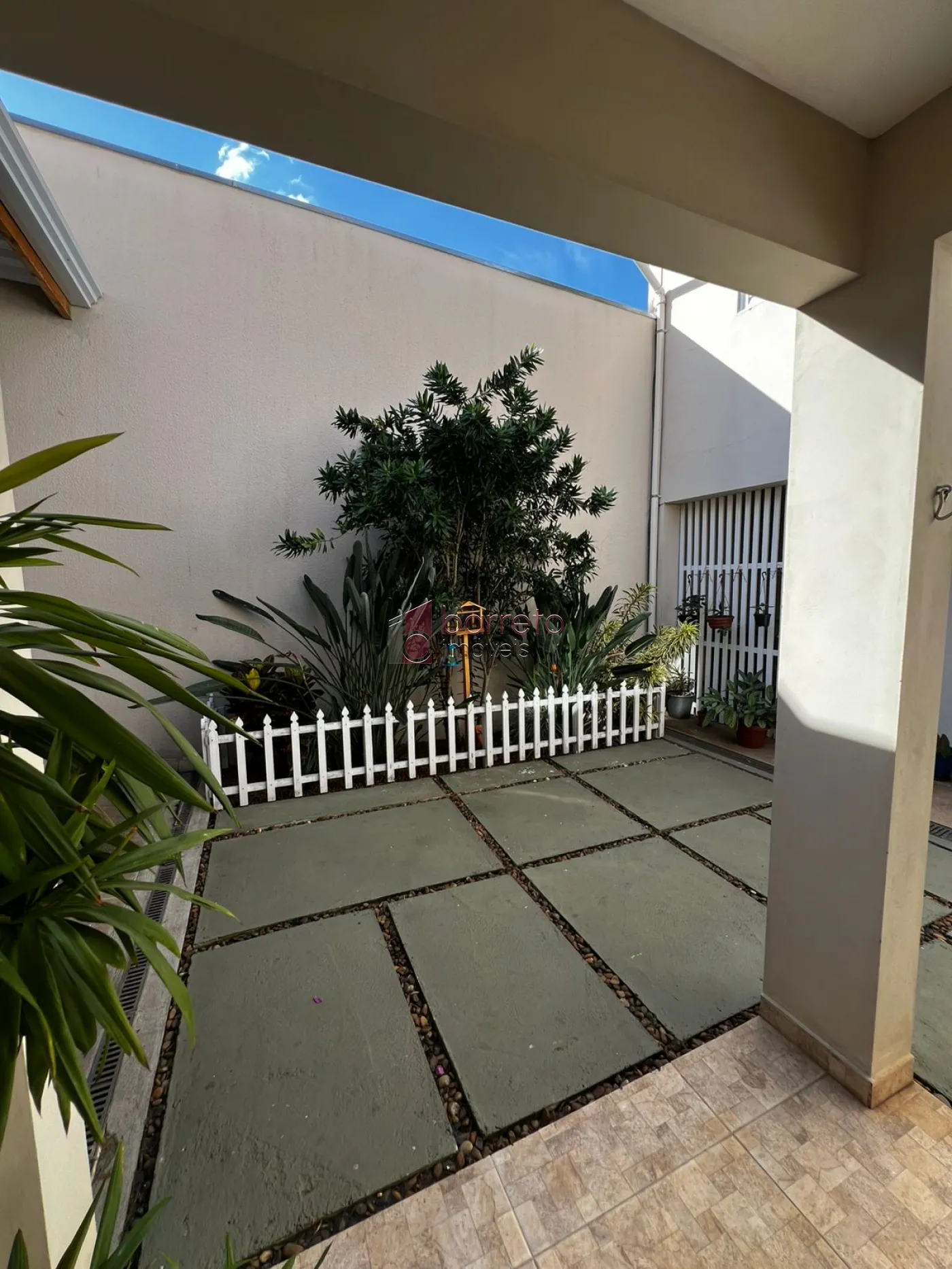 CASA À VENDA NO JARDIM TANNUS – JUNDIAI/SP