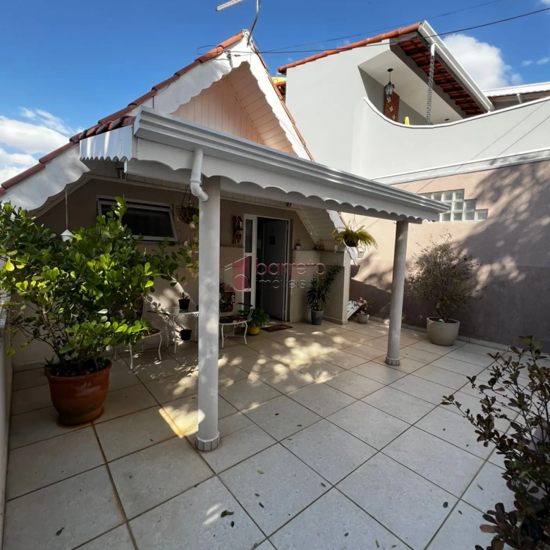 CASA À VENDA NO JARDIM TANNUS – JUNDIAI/SP