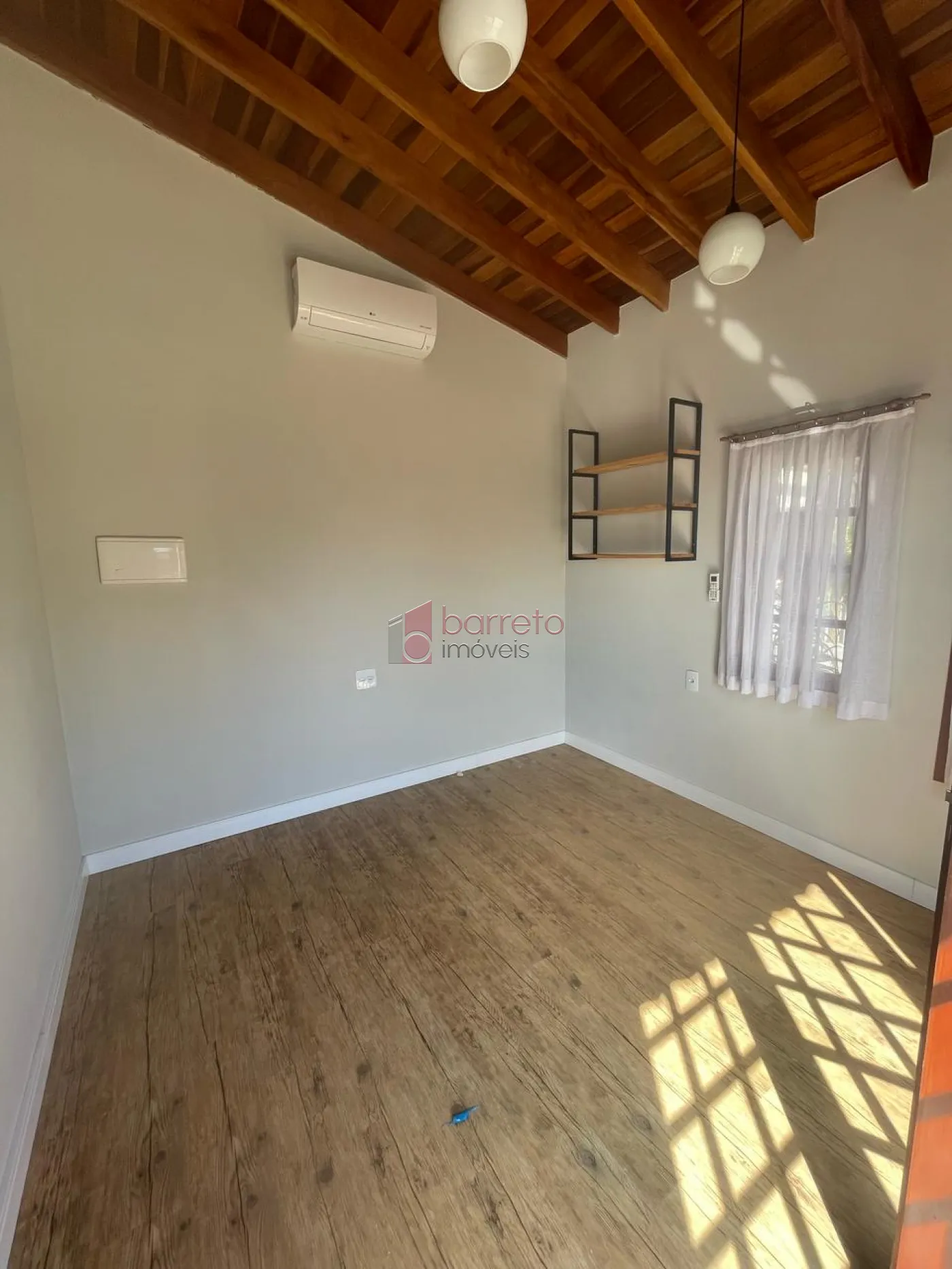 CASA TÉRREA À VENDA NO BAIRRO VALE AZUL EM JUNDIAÍ/SP