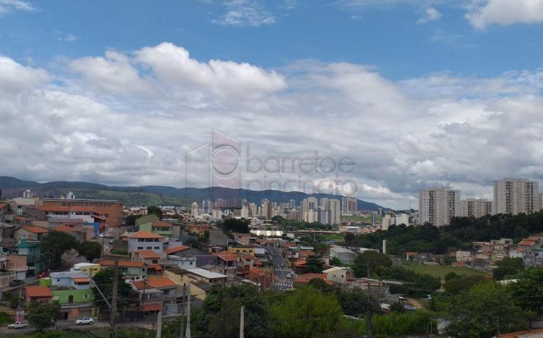 SOBRADO PARA VENDA NO BAIRRO VILA SANTANA – JUNDIAÍ/SP